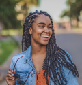 Mia, 26